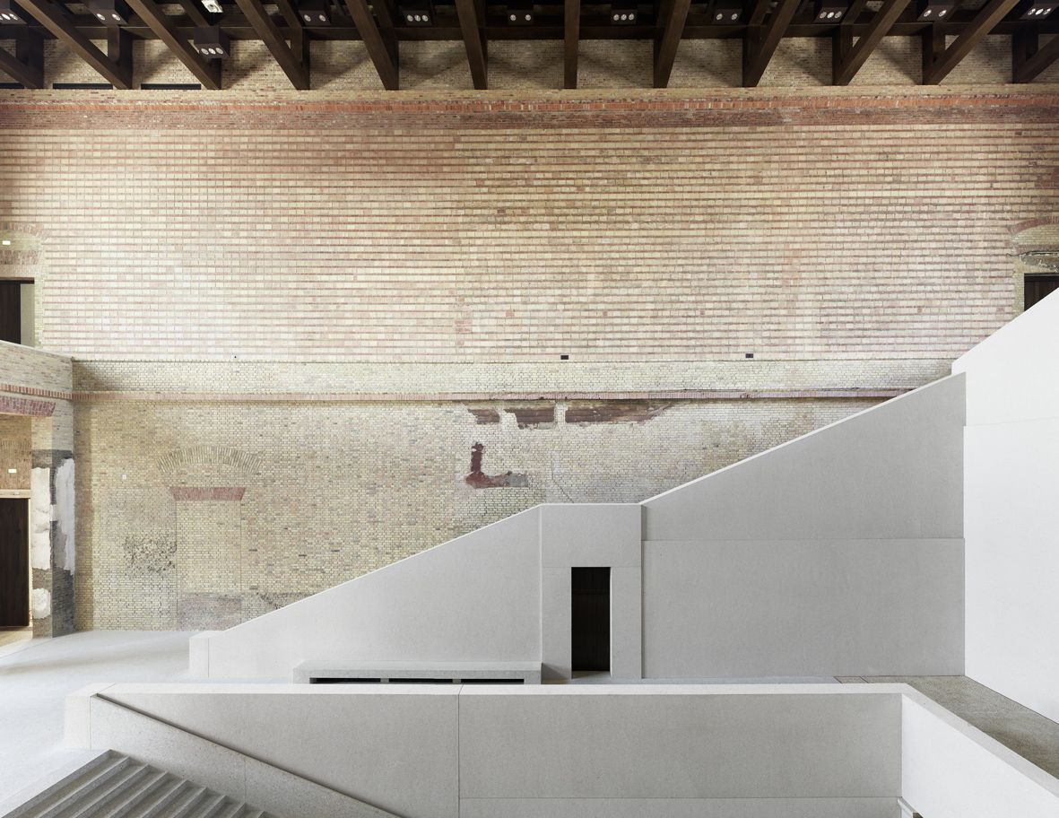 Die Treppenhalle im Neuen Museum  © SPK / David Chipperfield Architects, Foto Jörg von Bruchhausen